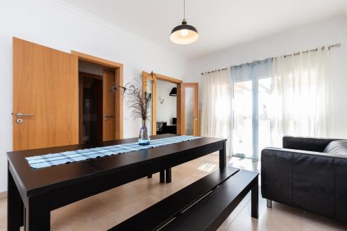 Manta Rota House | Villa Amarela by AlgarveManta