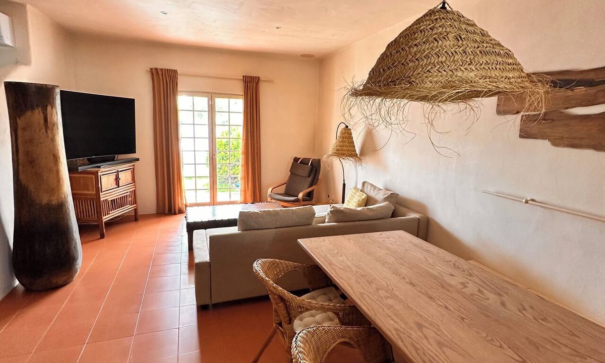 Fontanelas House | VILLA ATLANTIS - Newly Renovated Villa with Private Yoga & Meditation