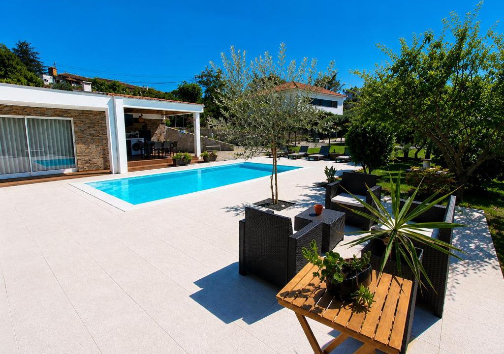 Beijos Villa | Villa Casa de Santo Antonio