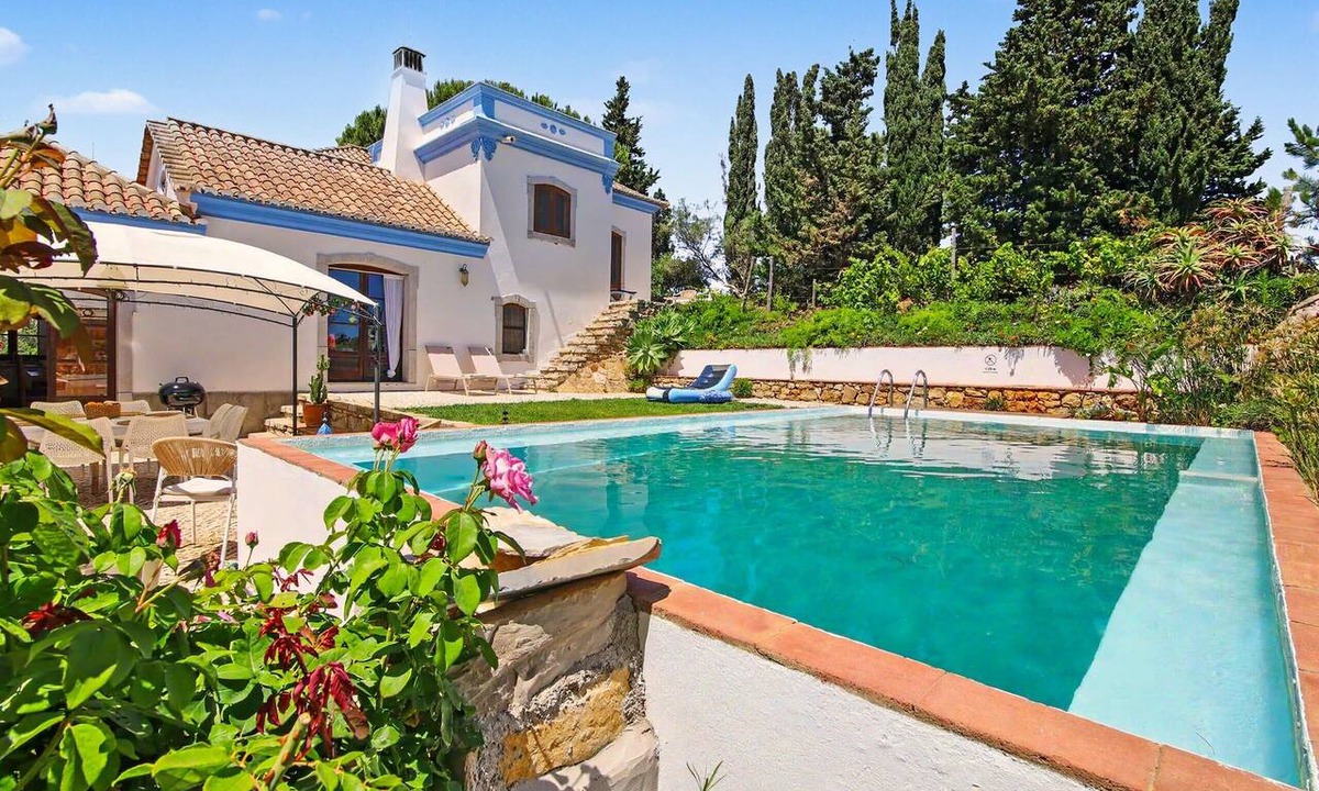 Tavira Villa | Villa 'Casa Do Cerro' with Sea View, Private Pool and Wi-Fi