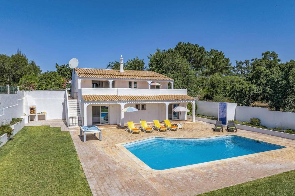 Almancil Villa | Villa Citrinos by Villa Plus