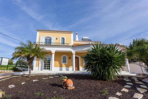 Pechao Villa | Villa Coelho by Trip2Portugal