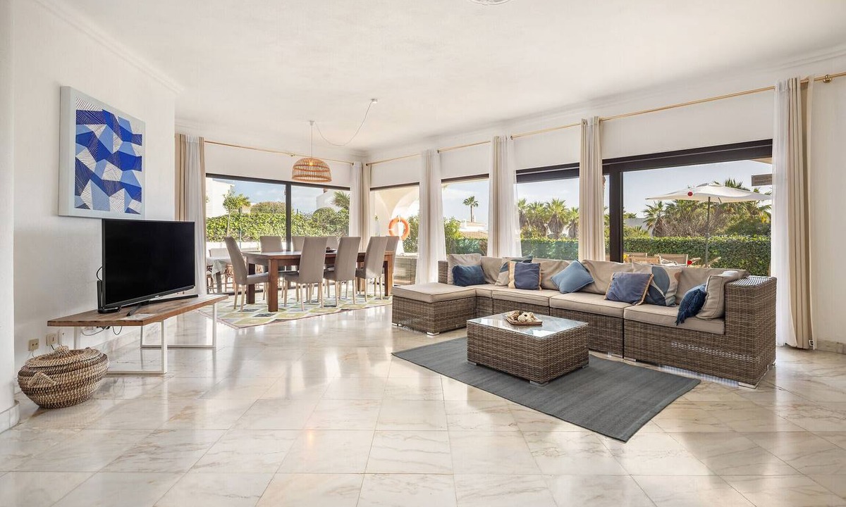 Albufeira Villa | Villa Coral | Sea View | Private Pool | 450m from Beach