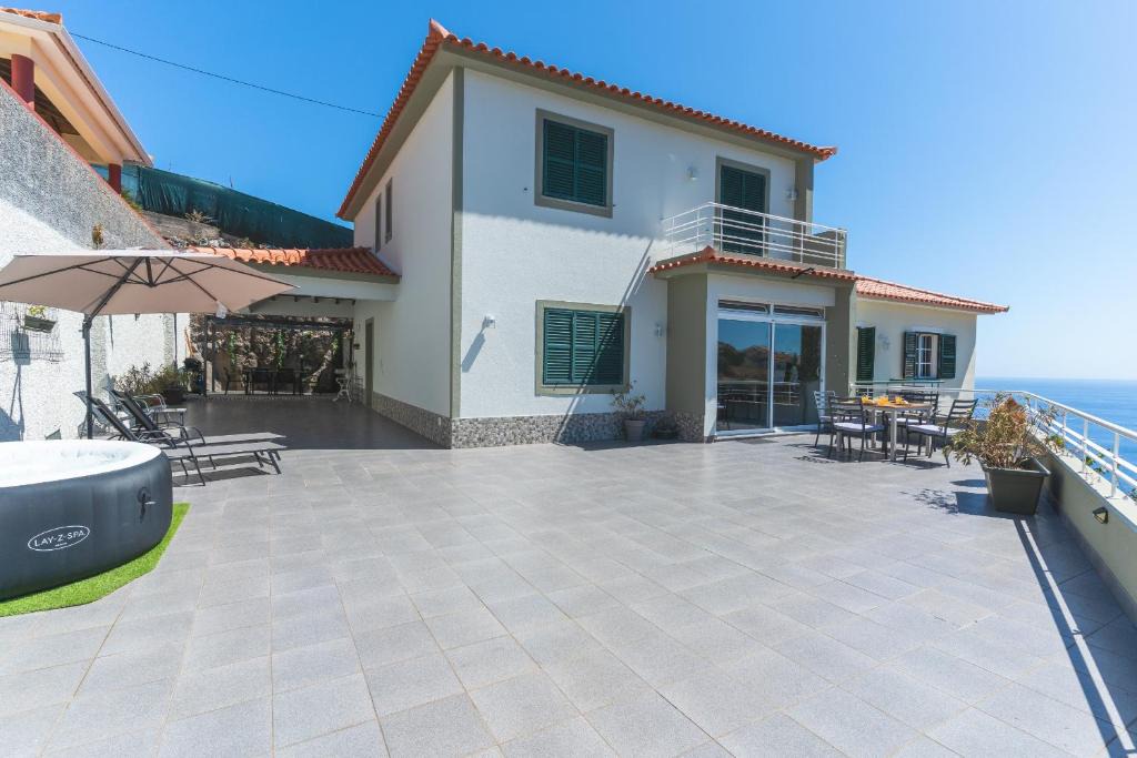 Estrela da Calheta House | Villa Emilia by Atlantic Holiday