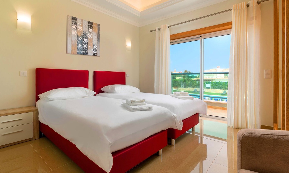 Atalaia House | Villa Golf Boavista Pool