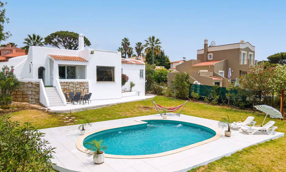 Vilamoura Villa | Villa Greens | Golf Views | Vilamoura
