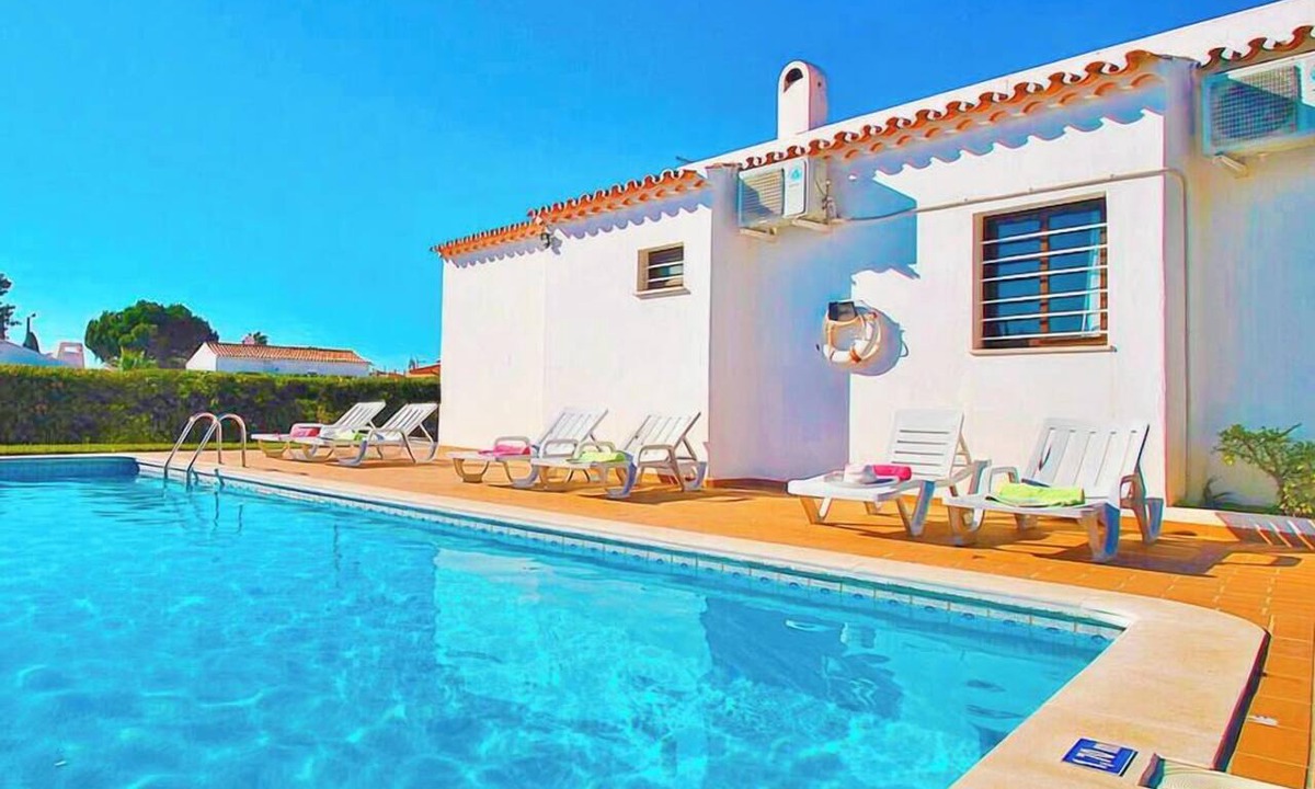 Areias de Sao Joao Villa | Villa in Albufeira with Heated Pool & BBQ