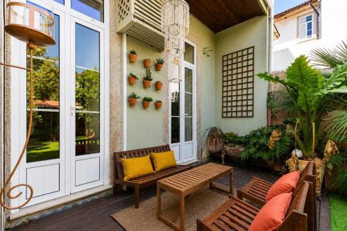 Bonfim Villa | Villa in Porto with Private Garden