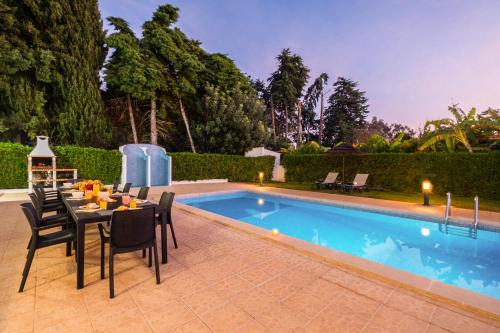 Castelo Villa | Villa Isla Bella - Piscina aquecível e BBQ - Guia, Albufeira