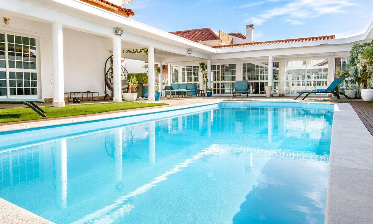 Charneca de Caparica e Sobreda Villa | Villa Magali – Swimming pool, golf and beach