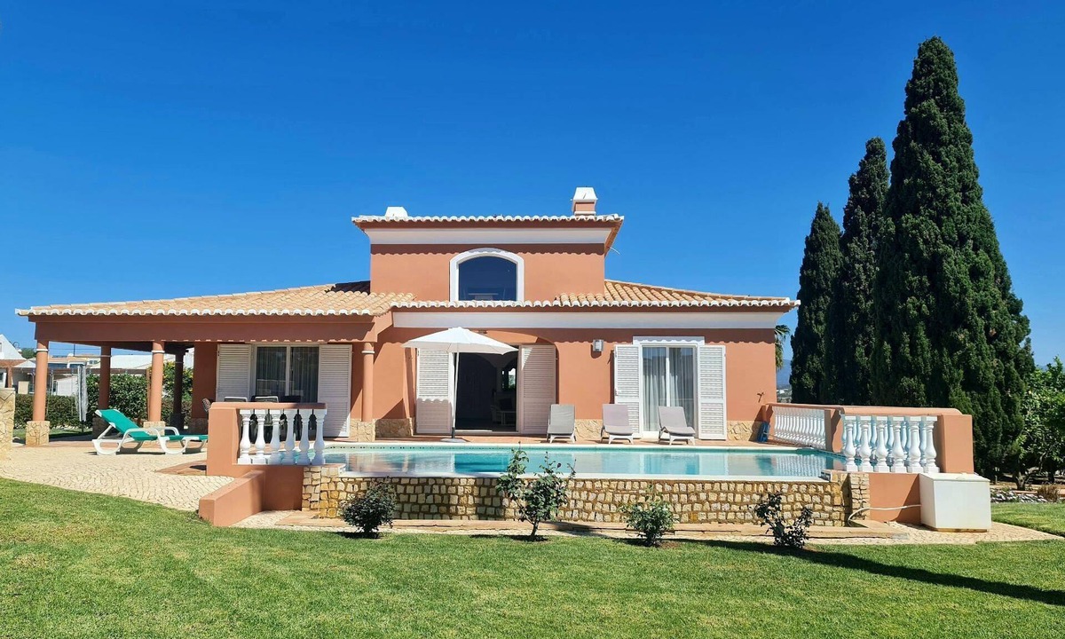 Alfarrobeira House | Villa Mar á Vista with pool and children's playground