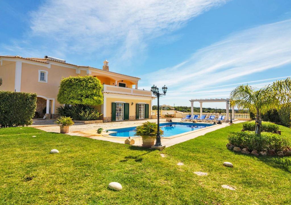 Mosqueira Villa | Villa Monte Velho