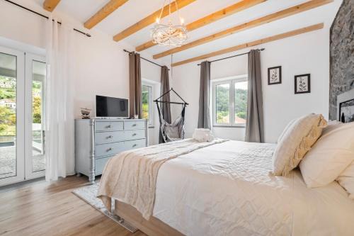 Sao Vicente Villa | Villa Pomar, By OP