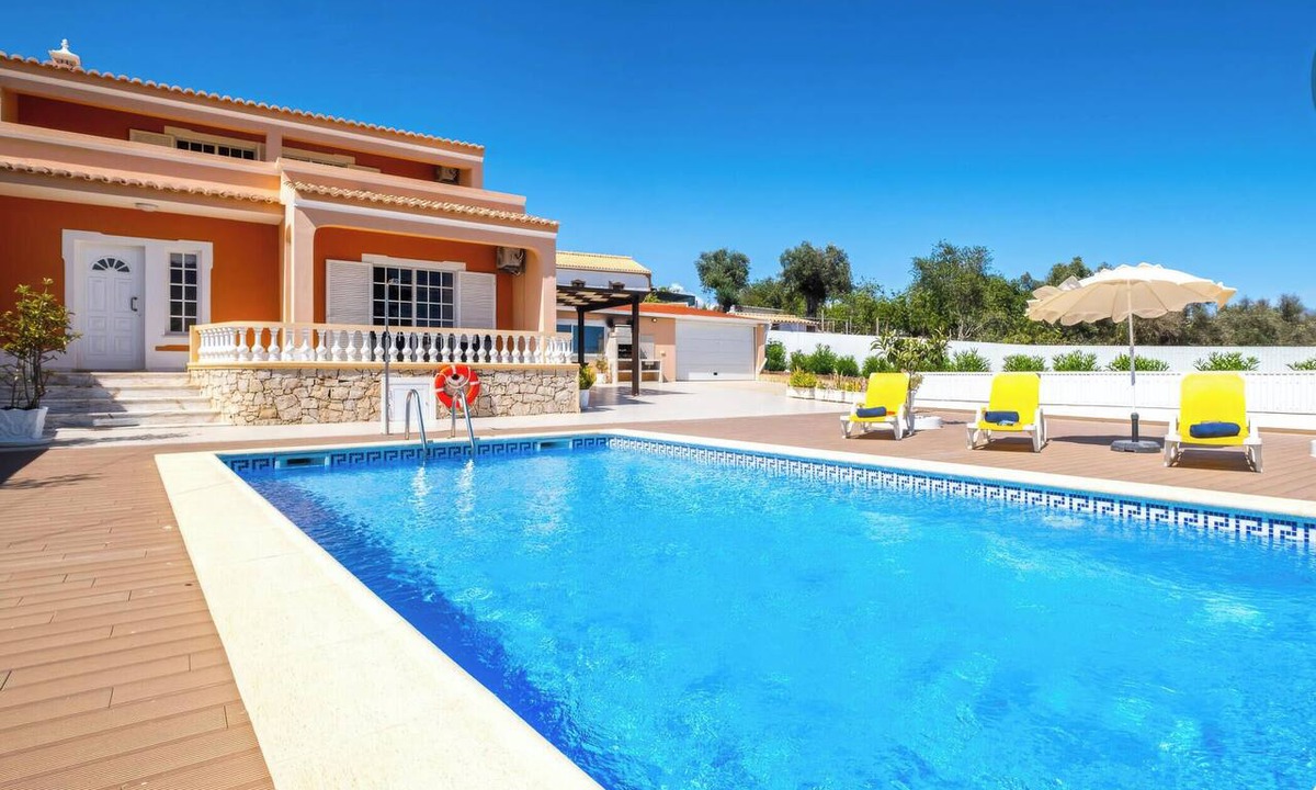 Vale de Parra Villa | Villa with BBQ, comfort and pool in Galé