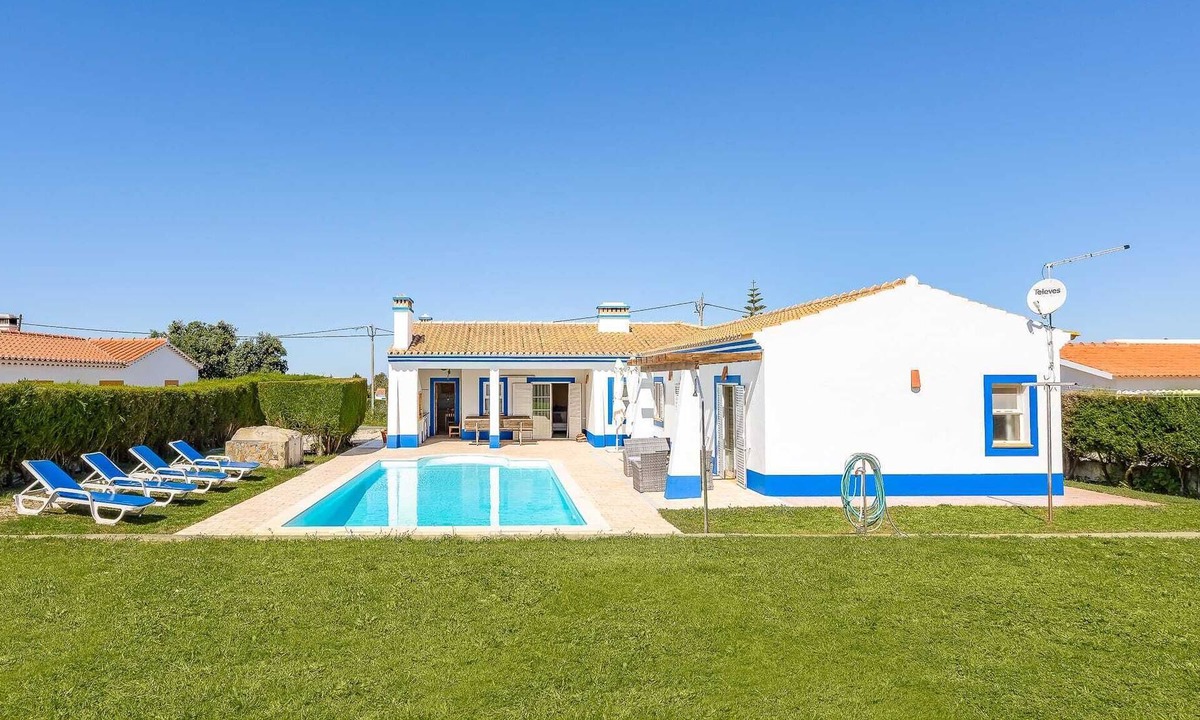 Aljezur House | Villa With Pool Near Beach