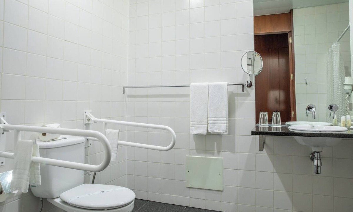 Parque das Nacoes Hotel | VIP Executive Art's Hotel