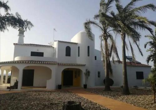 Caramujeira House | Vivenda Marias