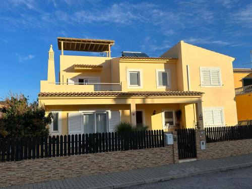 Olhao House | Vivenda Pinheiro Algarve