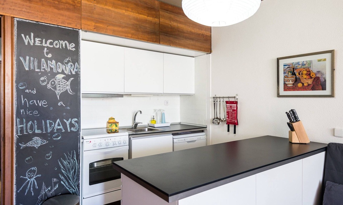 Vilamoura Apartment | VMR407 · Central Studio next to Vilamoura's Marina w/AC