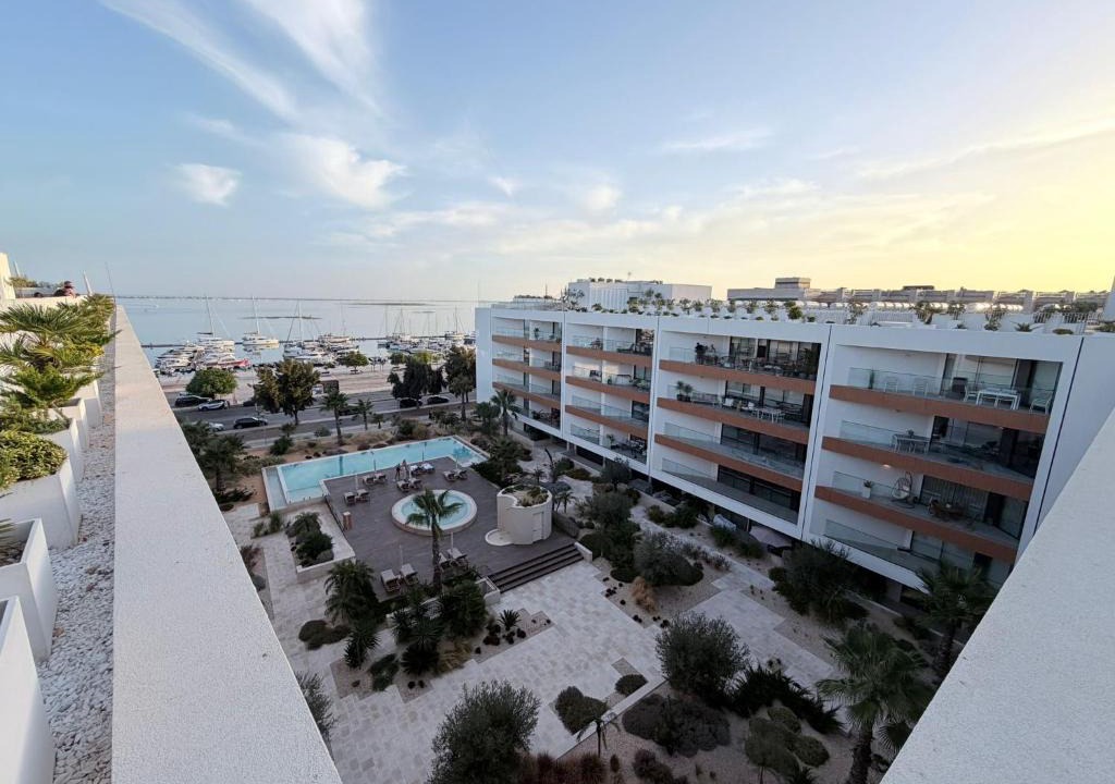 Olhao Apartment | Waterfront Luxury Apartment & heated Rooftop Pool