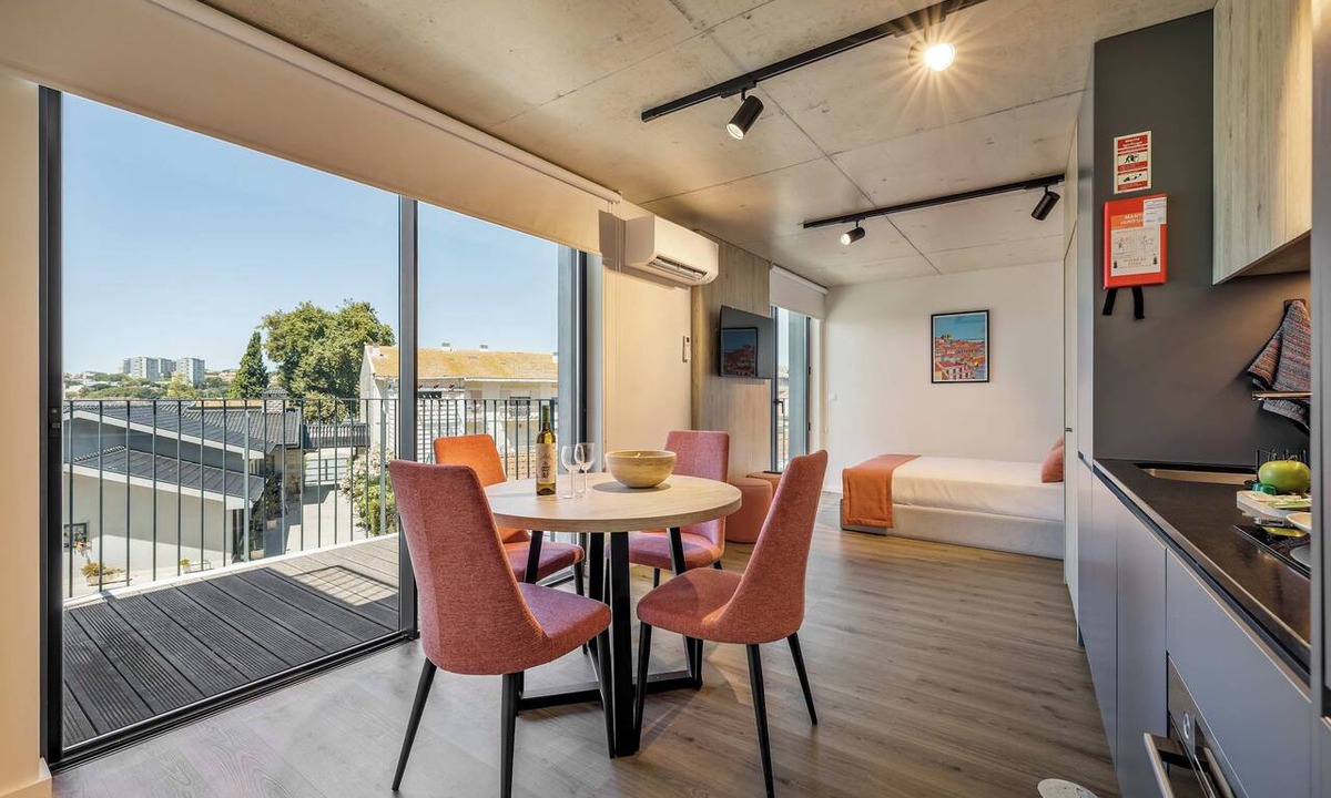 Sao Pedro da Afurada Apartment | Waterfront Studio w/Scenic Views, Steps to Dining