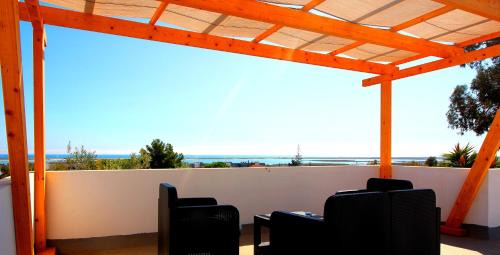 Olhao House | White Bride FZ