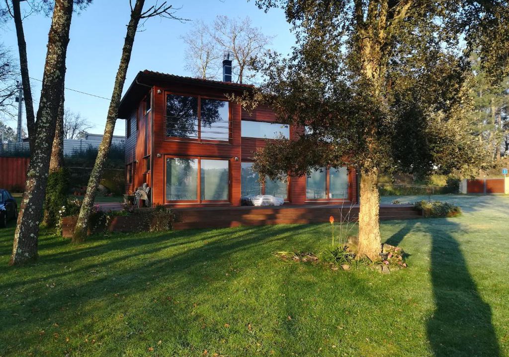 Bico House | Wooden House