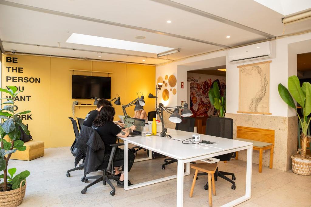 Sao Sebastiao da Pedreira Hostel | WOT Nomad Social