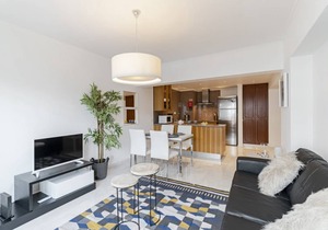 100 m² Apartment ∙ 2 bedrooms ∙ 5 guests