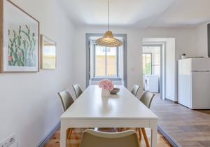 Alfama, Bright Spacious w/Terrace, by TimeCooler