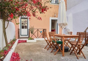 Amazing Terrace and Riverview in Historical Lisbon