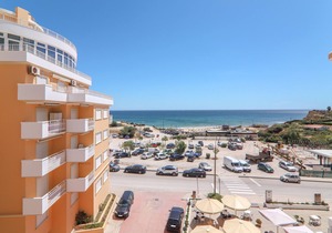 Apt. Torre Sol 4th7 – Beachfront, A/C, Pool