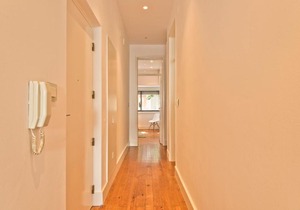 BmyGuest - Campo Pequeno Terrace Apartment