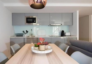 Casa do Castelo 2- Work or Relax in the historic heart of Lisbon!