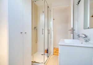 Cosy and bright studio apartment for 4 in Beato in Lisbon
