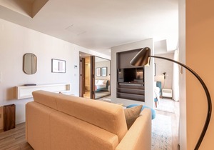 GuestReady - Midcentury Studio with Balcony in Santos (501) in Lisboa