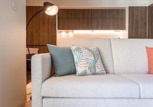 GuestReady - Midcentury Studio with Balcony in Santos 201 in Lisboa
