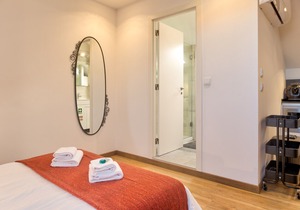 Home Out Loft B - Loft at City Center in Lisboa