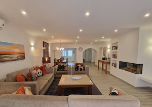 Renovated 3 Bedroom Villa pool heating Vale do Lobo, 5min walk to Tennis Academy