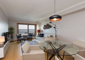 River view 2 bedroom apartment