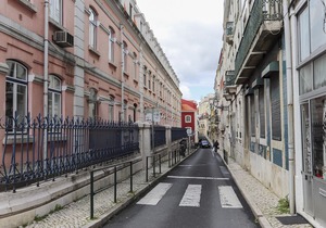 SANTA MARTA VINTAGE DESIGN III by HOMING in Lisbon