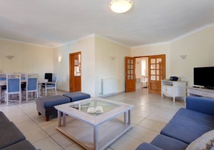 Villa Pestana Golf Resort - Moradia 216 with Mountain View, Pool, Garden & Wi-Fi