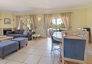 Villa Pestana Golf Resort - Moradia 216 with Mountain View, Pool, Garden & Wi-Fi