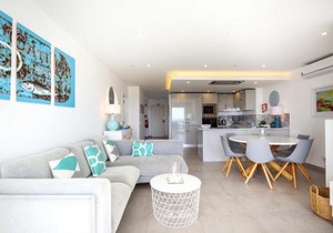 Waterside 3 Bedroom Sea view