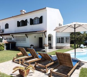 Sesimbra Stylish Villa 