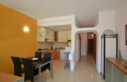 Areias de Sao Joao Apartment | 1-bedr. apartment, near the beach, with garden and pool, excellent location.