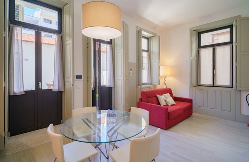 Leixões Apartment | 100 m² Apartment ∙ 3 bedrooms ∙ 8 guests
