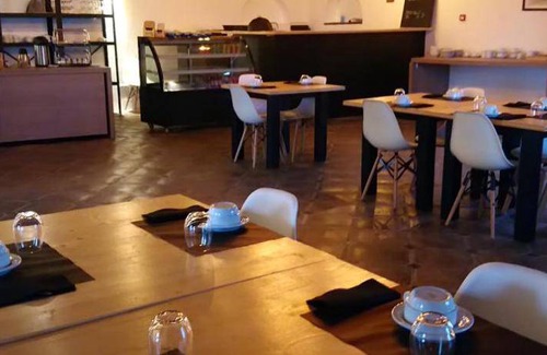 Viana do Alentejo Hotel | 100 m² Hotel ∙ 2 bedrooms ∙ 6 guests
