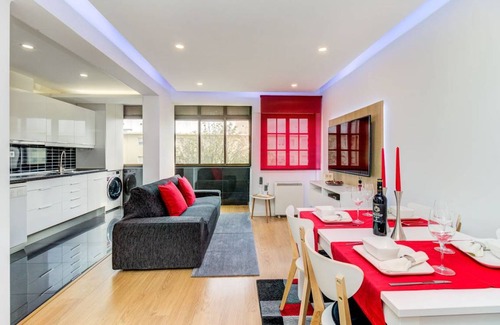 Alfragide Resort | 100 m² Private room ∙ 1 bedroom ∙ 1 guest