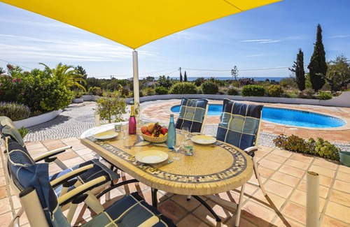 Lagoa e Carvoeiro Villa | 100 m² Villa ∙ 3 bedrooms ∙ 6 guests